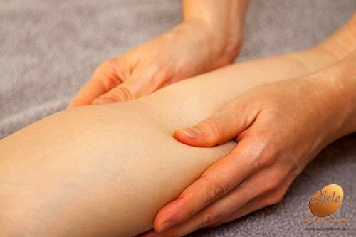wellness-esthetiek-nele-gistel-phyto-5-ontspannende-energetische-massage-massage-van-de-benen