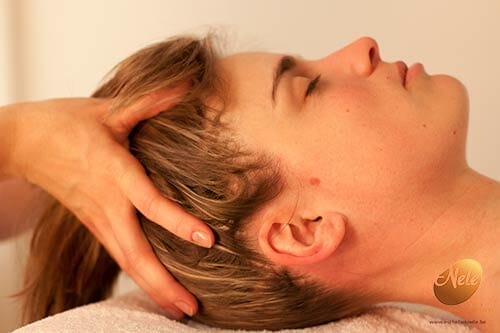 wellness-esthetiek-nele-gistel-ontspannende-phyto-5-hoofdhuidmassage